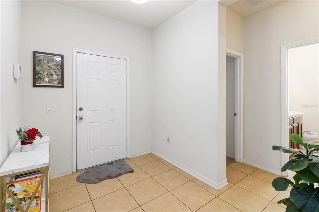 For Sale: $425,000 (4 beds, 2 baths, 1859 Square Feet)