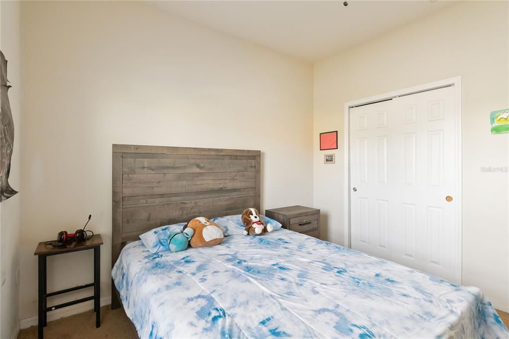 For Sale: $425,000 (4 beds, 2 baths, 1859 Square Feet)