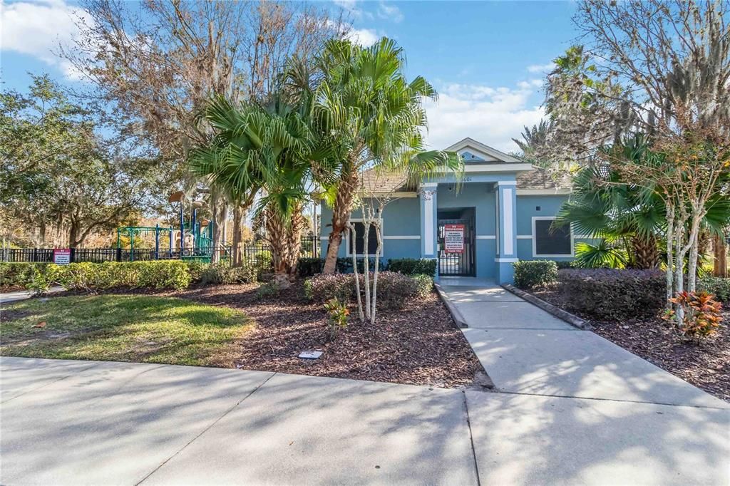 For Sale: $425,000 (4 beds, 2 baths, 1859 Square Feet)