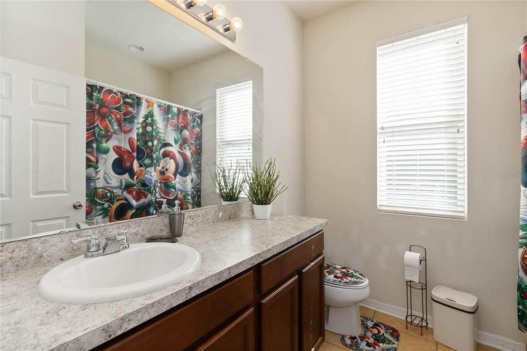 For Sale: $425,000 (4 beds, 2 baths, 1859 Square Feet)