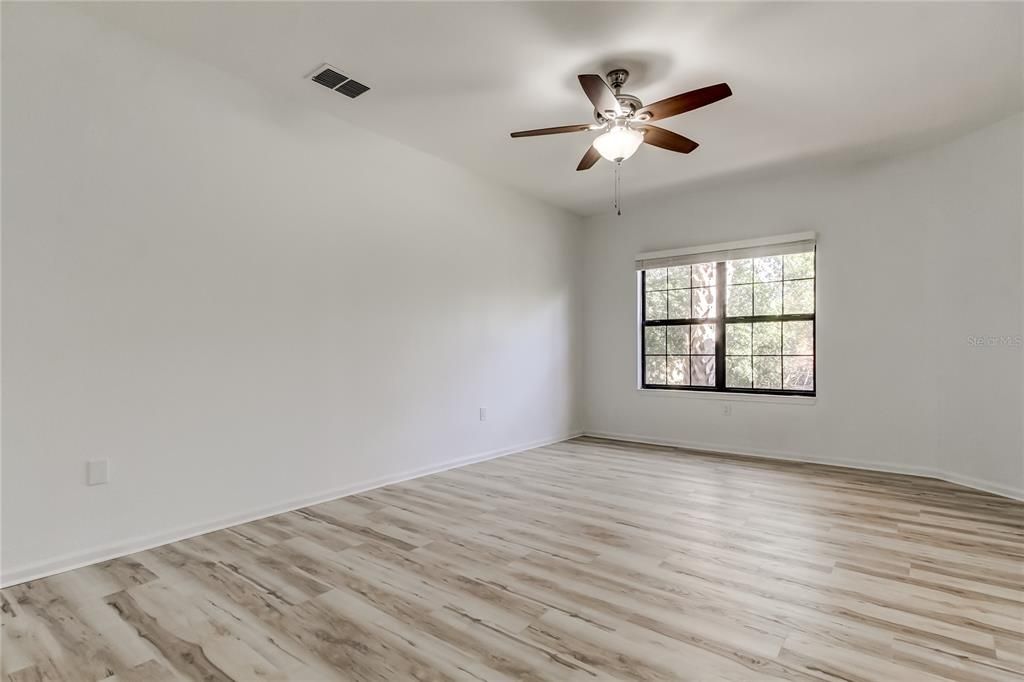 For Rent: $2,450 (3 beds, 2 baths, 1445 Square Feet)