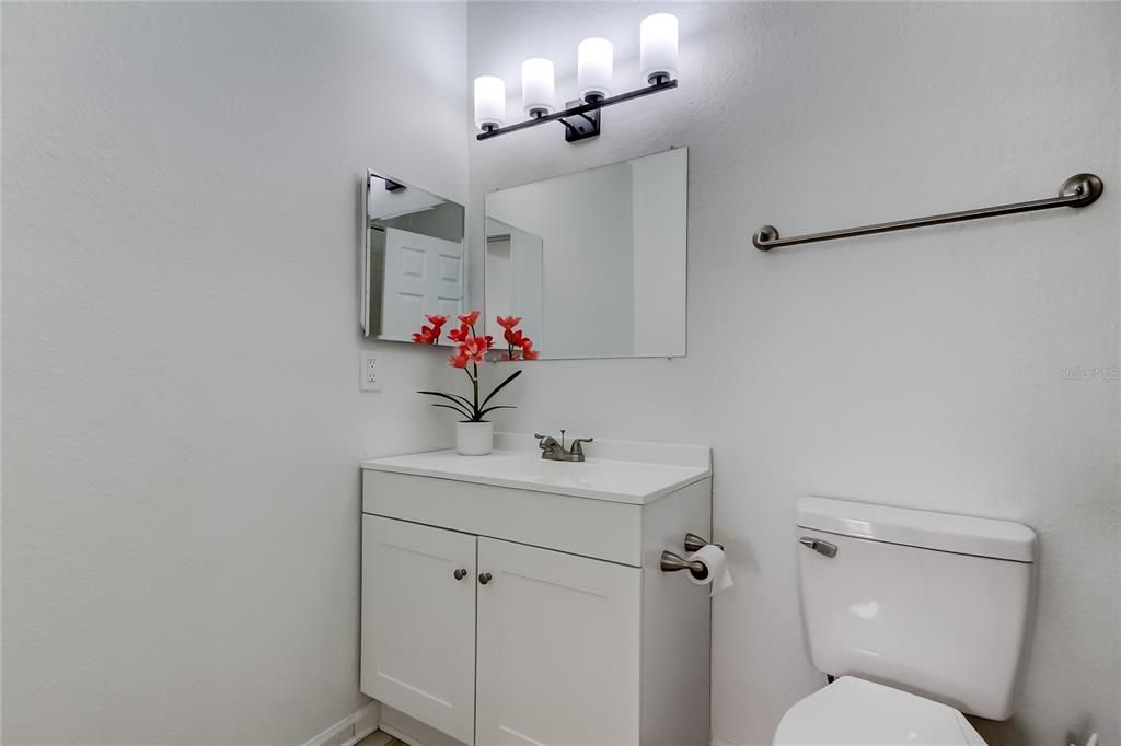 For Rent: $2,450 (3 beds, 2 baths, 1445 Square Feet)