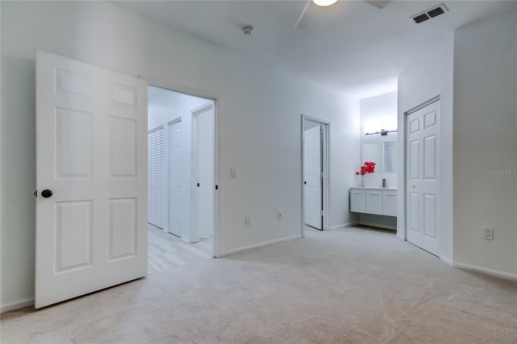 For Rent: $2,450 (3 beds, 2 baths, 1445 Square Feet)