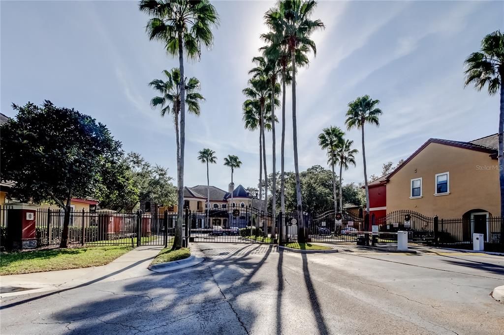 For Rent: $2,450 (3 beds, 2 baths, 1445 Square Feet)