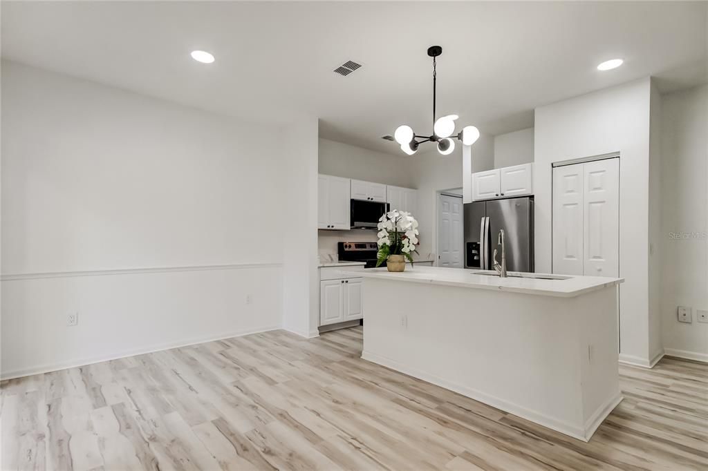 For Rent: $2,450 (3 beds, 2 baths, 1445 Square Feet)