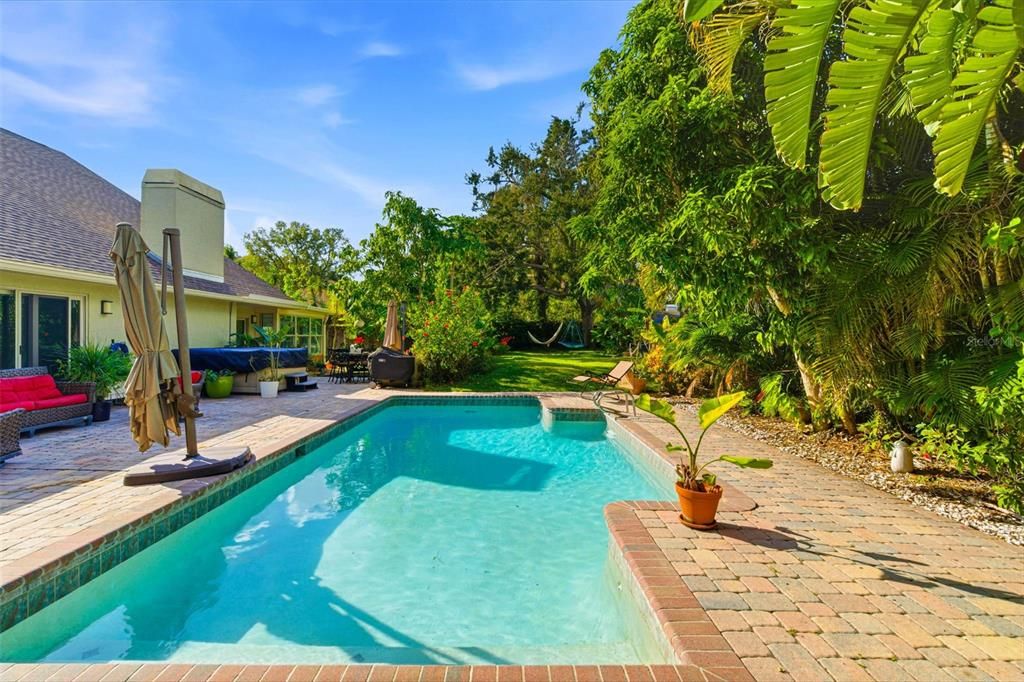 For Sale: $915,000 (4 beds, 2 baths, 3364 Square Feet)