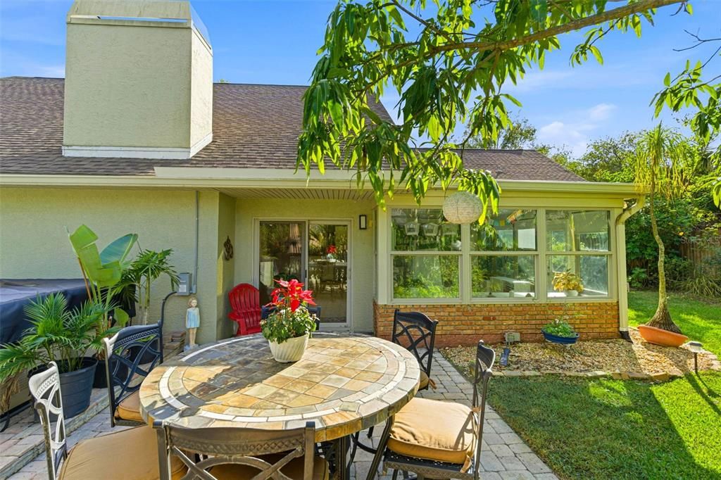 For Sale: $915,000 (4 beds, 2 baths, 3364 Square Feet)