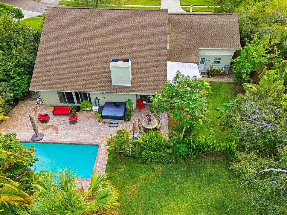 For Sale: $915,000 (4 beds, 2 baths, 3364 Square Feet)