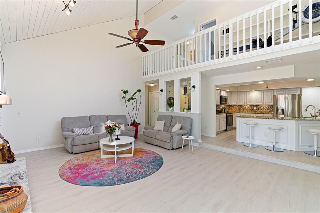 For Sale: $915,000 (4 beds, 2 baths, 3364 Square Feet)