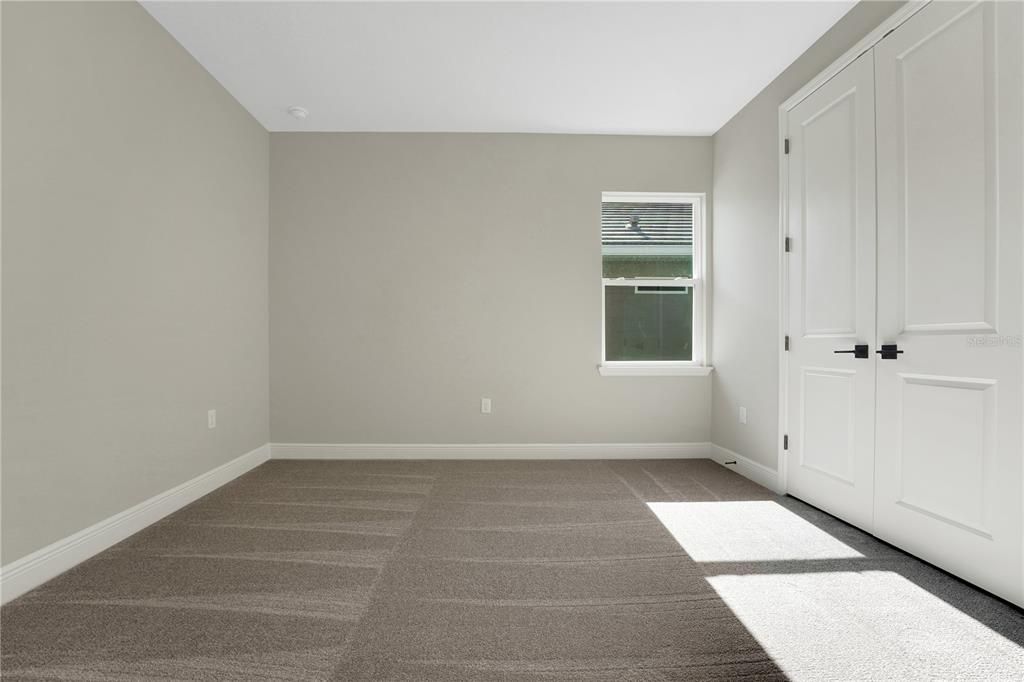 For Sale: $1,104,772 (6 beds, 3 baths, 3550 Square Feet)