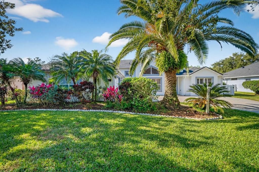 For Sale: $485,000 (4 beds, 3 baths, 2541 Square Feet)