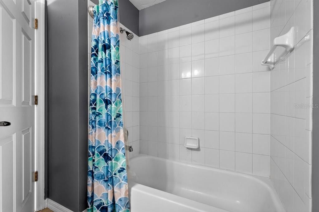 For Sale: $485,000 (4 beds, 3 baths, 2541 Square Feet)