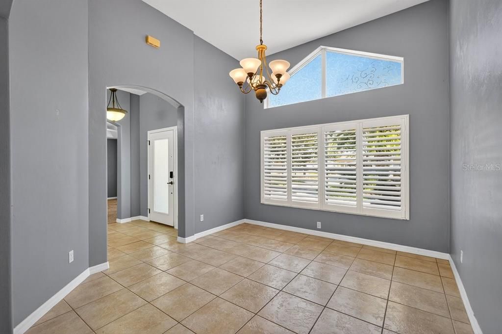 For Sale: $485,000 (4 beds, 3 baths, 2541 Square Feet)