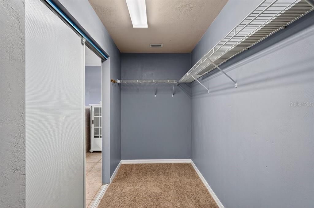 For Sale: $485,000 (4 beds, 3 baths, 2541 Square Feet)