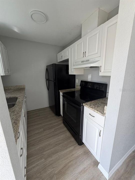 For Rent: $1,195 (1 beds, 1 baths, 750 Square Feet)