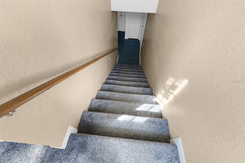 En Venta: $289,900 (3 camas, 2 baños, 1960 Pies cuadrados)