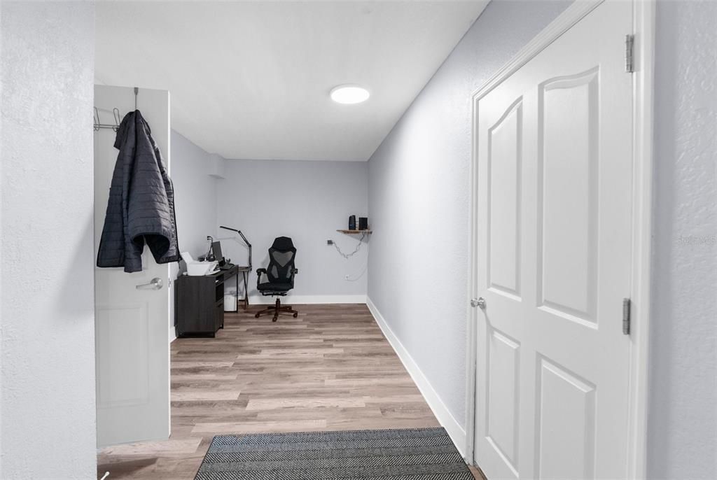 En Venta: $289,900 (3 camas, 2 baños, 1960 Pies cuadrados)