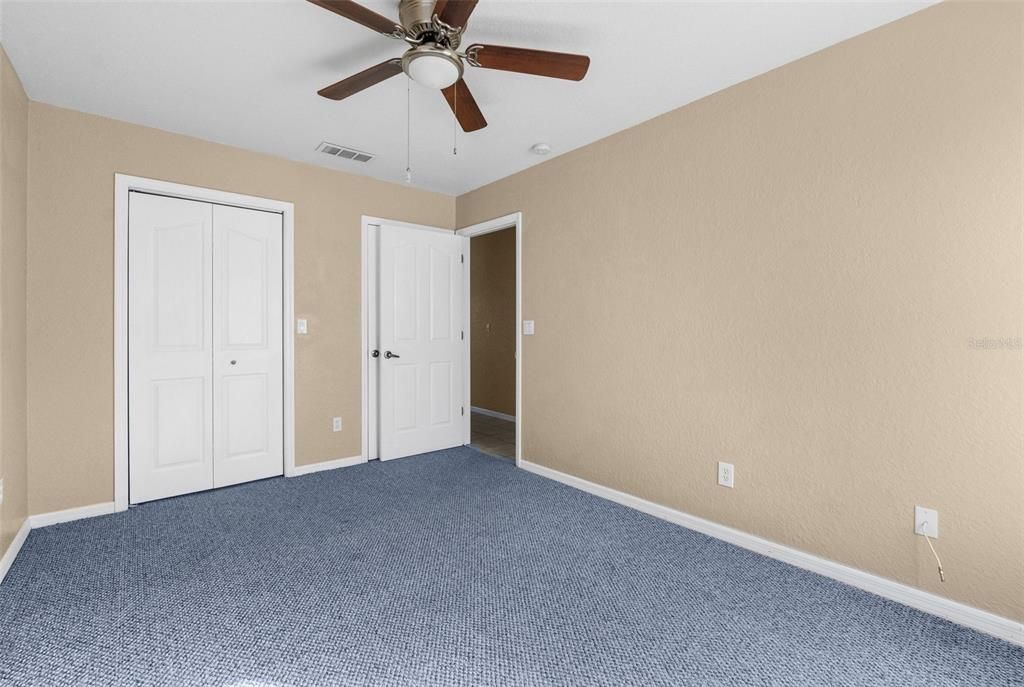 En Venta: $289,900 (3 camas, 2 baños, 1960 Pies cuadrados)