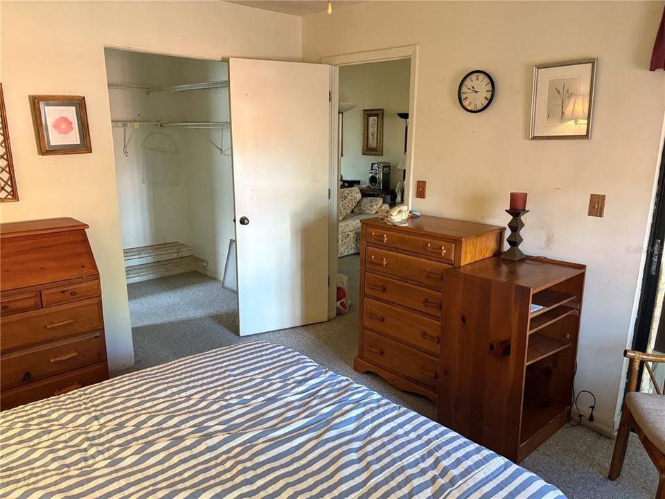 En Venta: $214,900 (2 camas, 2 baños, 935 Pies cuadrados)