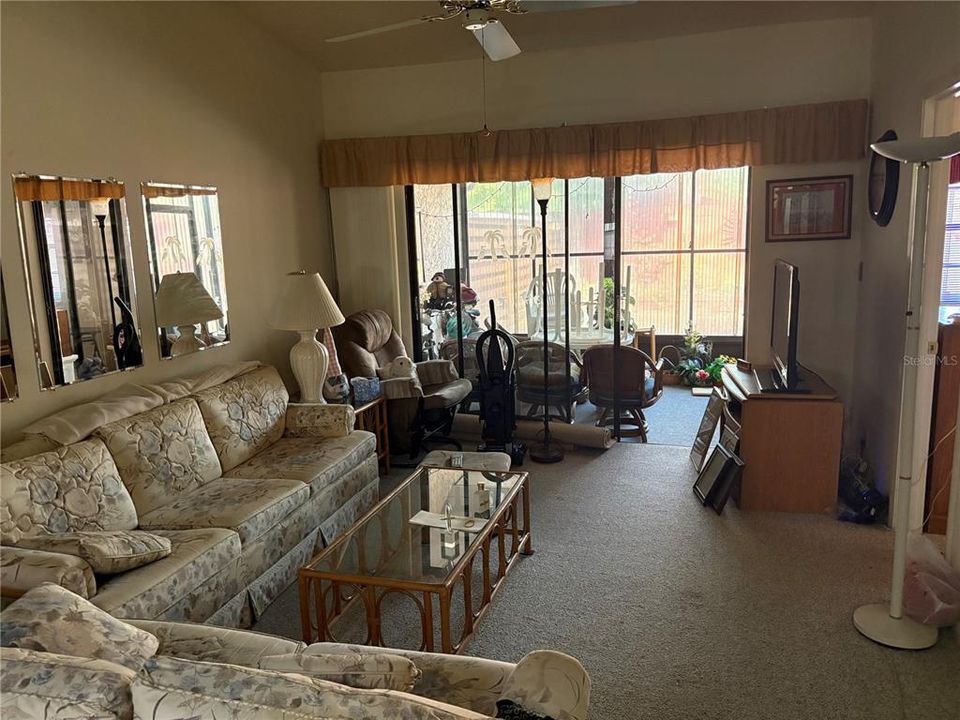 En Venta: $214,900 (2 camas, 2 baños, 935 Pies cuadrados)