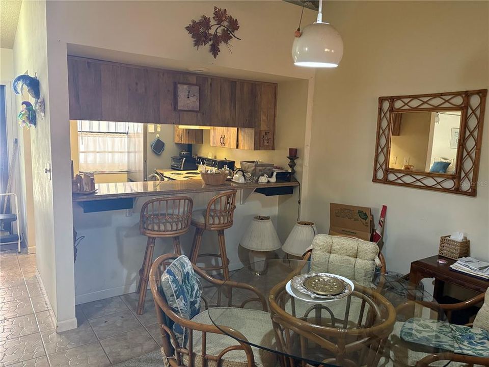 En Venta: $214,900 (2 camas, 2 baños, 935 Pies cuadrados)