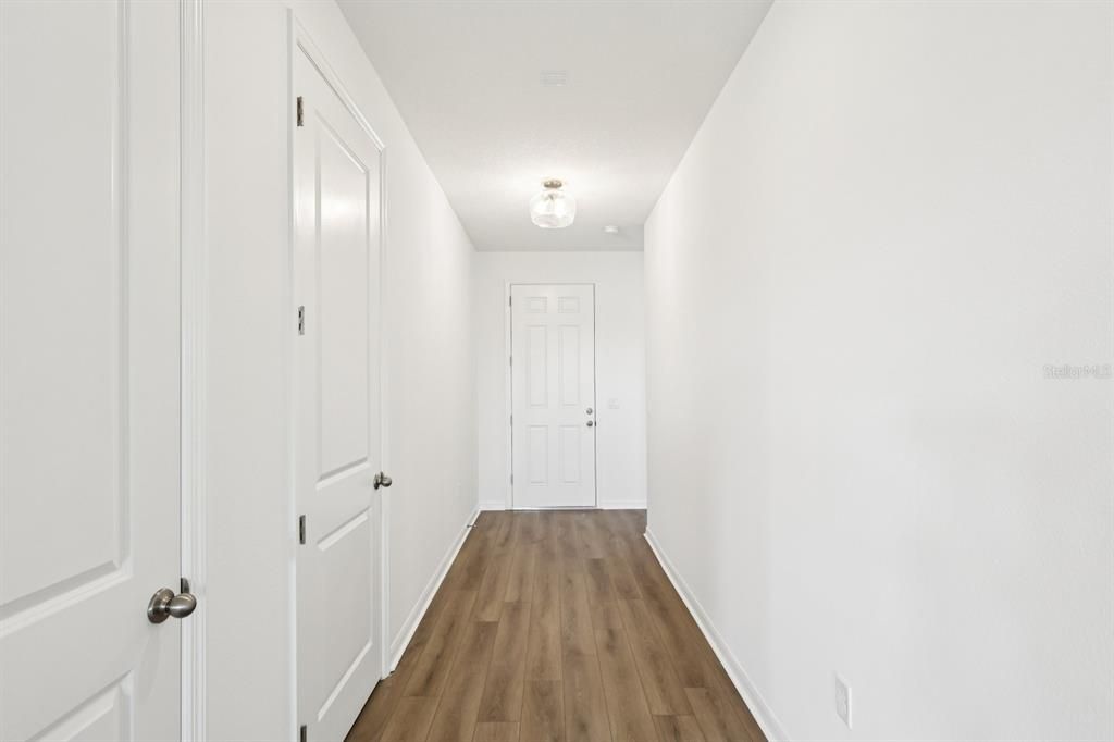 En Venta: $469,990 (4 camas, 2 baños, 1982 Pies cuadrados)