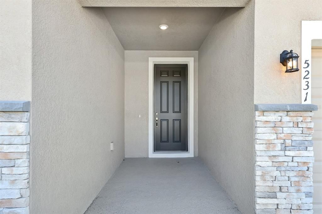 En Venta: $469,990 (4 camas, 2 baños, 1982 Pies cuadrados)