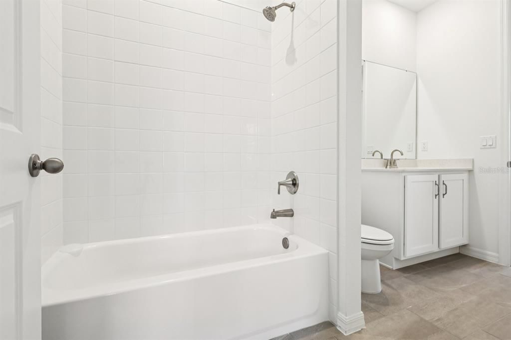 En Venta: $469,990 (4 camas, 2 baños, 1982 Pies cuadrados)