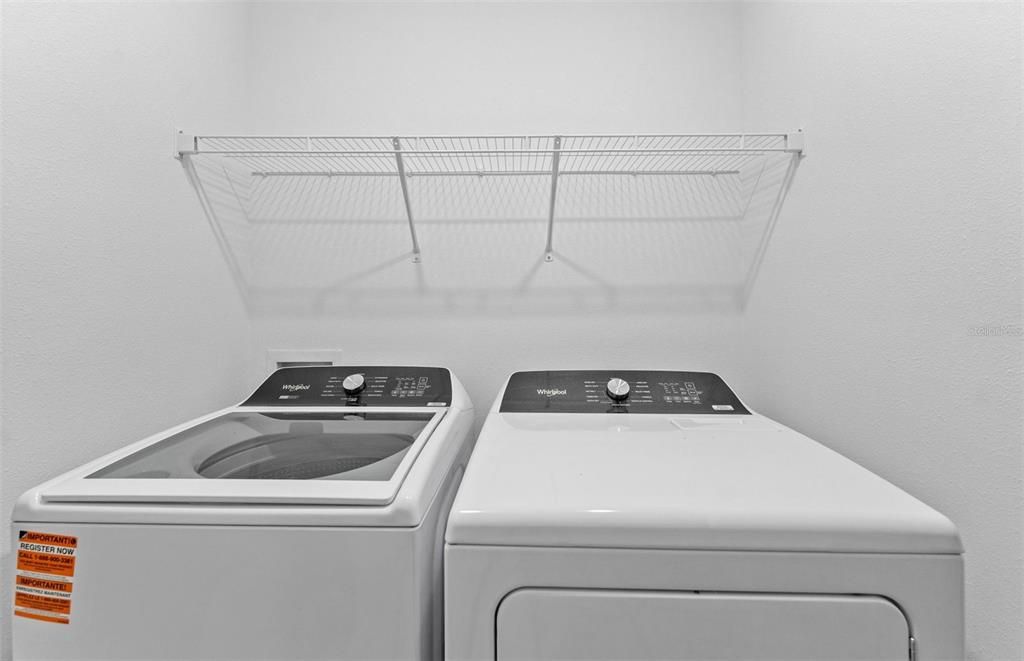 На продажу: $365,570 (3 спален, 2 ванн, 1662 Квадратных фут)