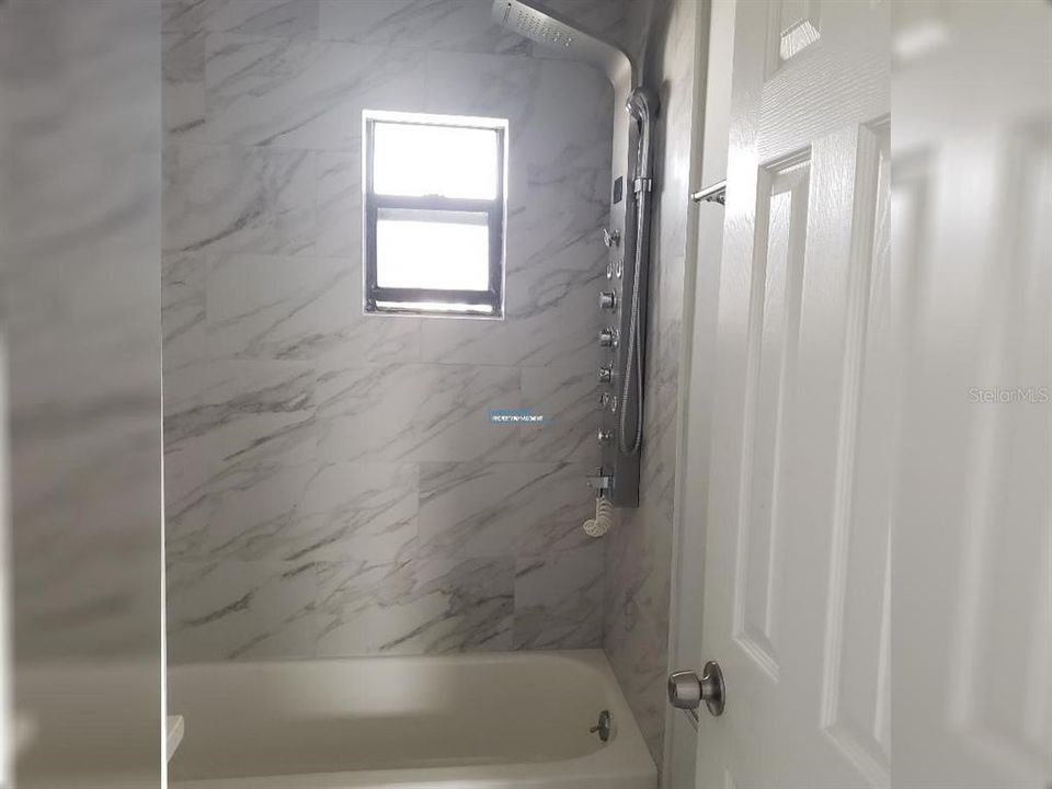 В аренду: $1,695 (2 спален, 2 ванн, 1080 Квадратных фут)