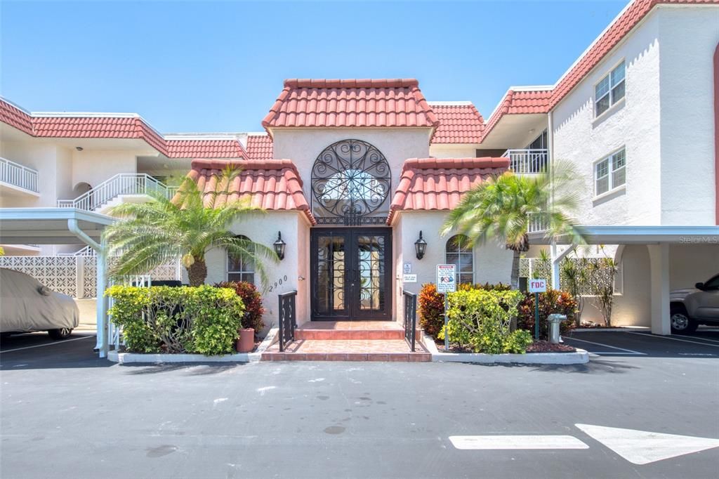 For Rent: $3,800 (3 beds, 2 baths, 1622 Square Feet)