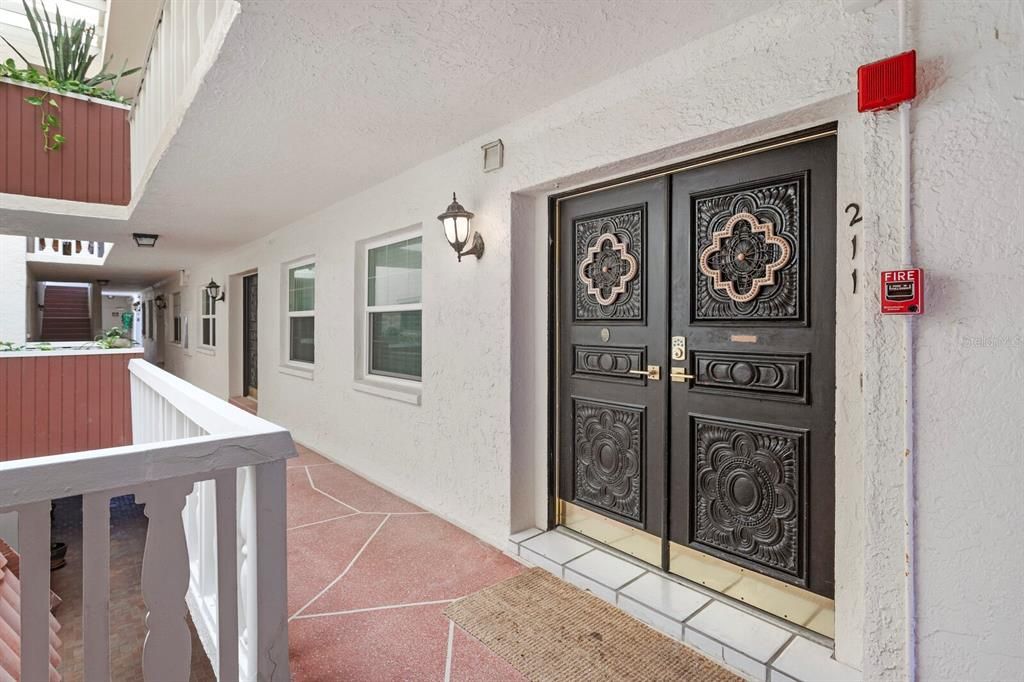 For Rent: $3,800 (3 beds, 2 baths, 1622 Square Feet)