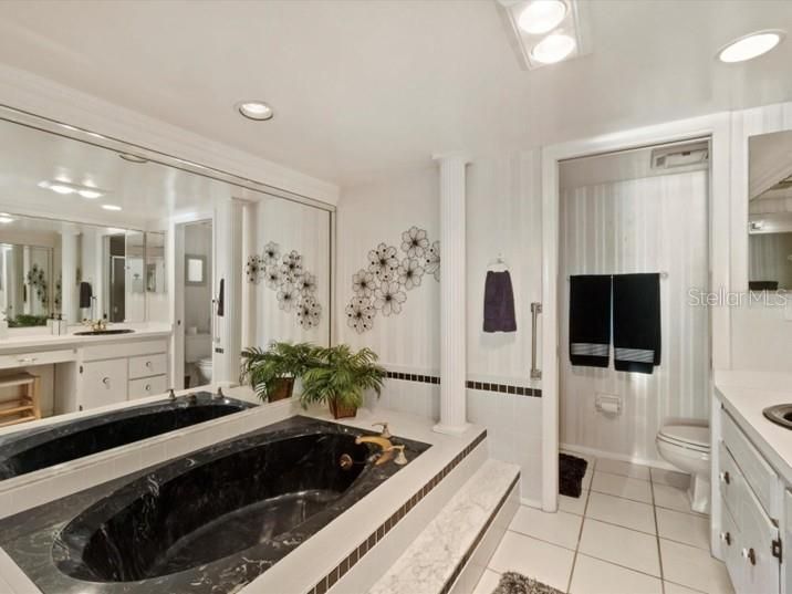 For Rent: $3,800 (3 beds, 2 baths, 1622 Square Feet)