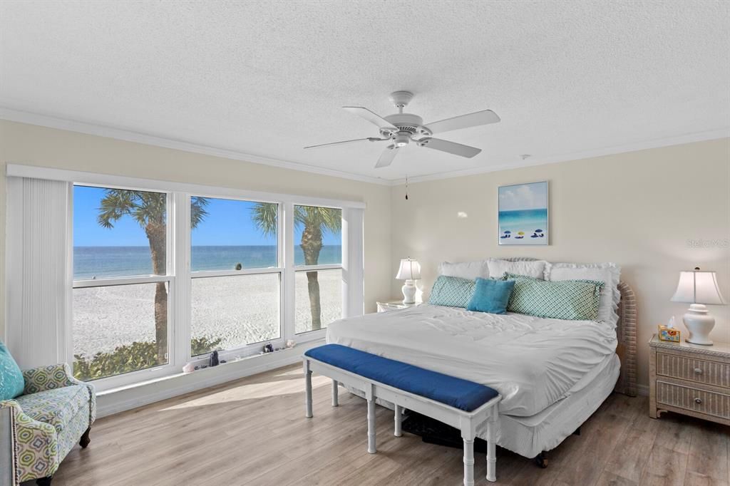 For Rent: $3,800 (3 beds, 2 baths, 1622 Square Feet)