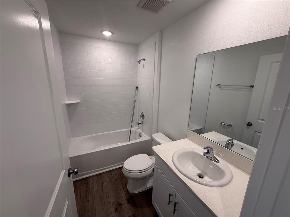 В аренду: $2,500 (3 спален, 2 ванн, 1700 Квадратных фут)