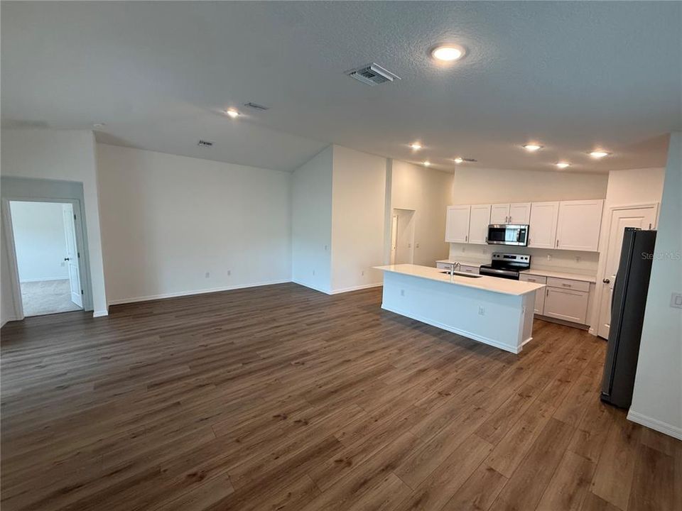 В аренду: $2,500 (3 спален, 2 ванн, 1700 Квадратных фут)