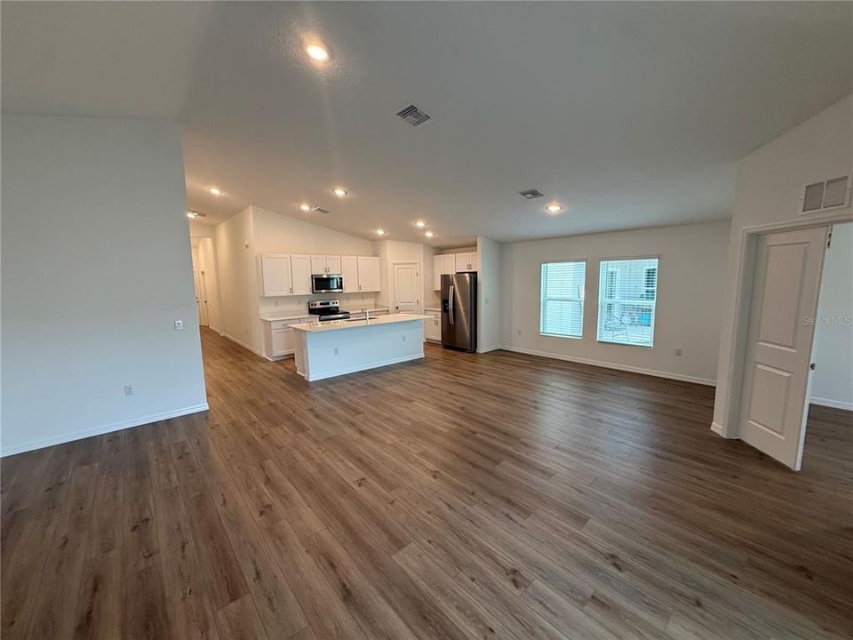 В аренду: $2,500 (3 спален, 2 ванн, 1700 Квадратных фут)