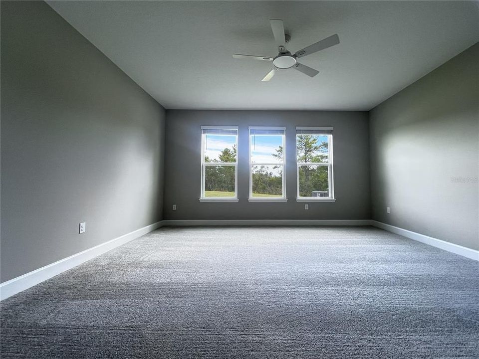 В аренду: $4,700 (5 спален, 4 ванн, 3100 Квадратных фут)