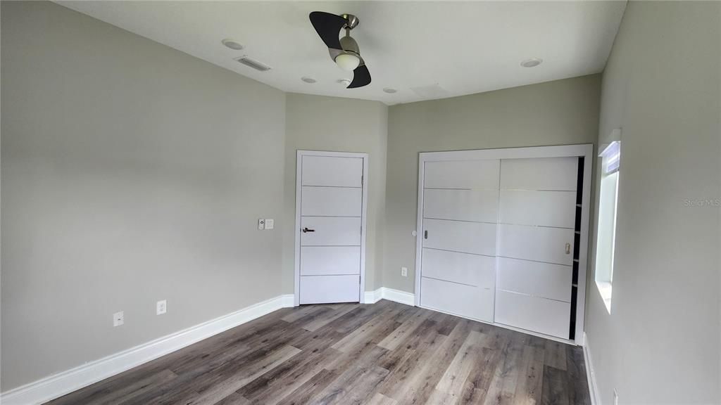 出租: $2,600 (4 贝兹, 2 浴室, 2366 平方英尺)