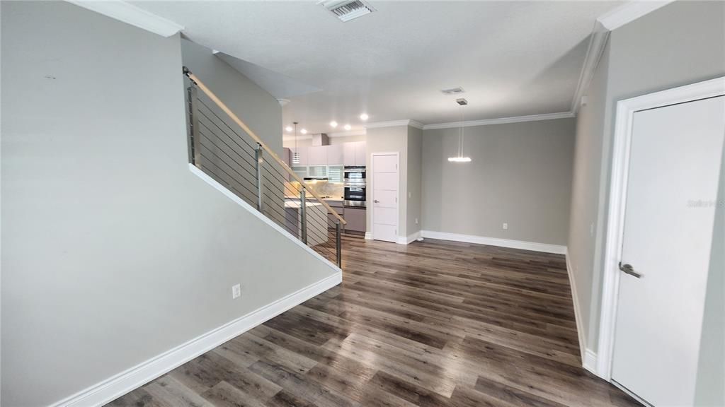 出租: $2,600 (4 贝兹, 2 浴室, 2366 平方英尺)