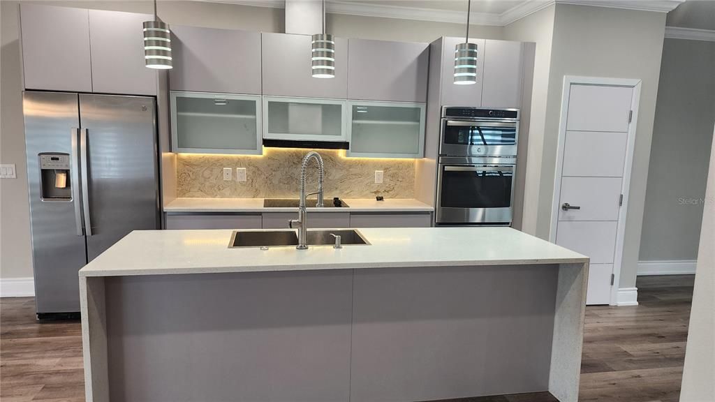 出租: $2,600 (4 贝兹, 2 浴室, 2366 平方英尺)