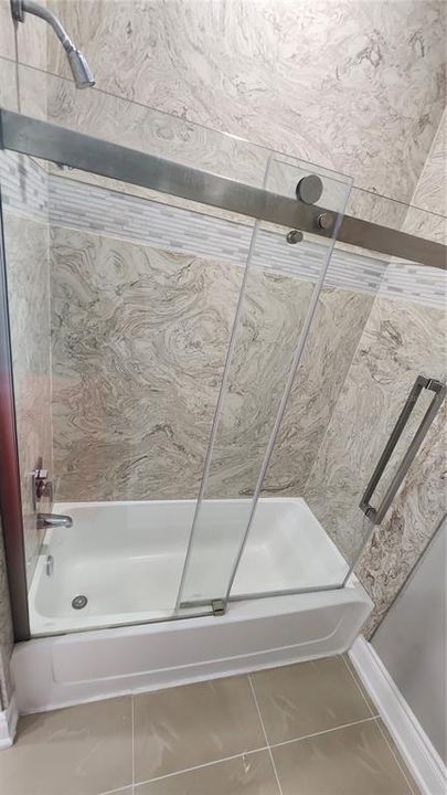 出租: $2,600 (4 贝兹, 2 浴室, 2366 平方英尺)