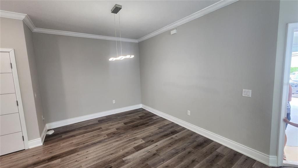 出租: $2,600 (4 贝兹, 2 浴室, 2366 平方英尺)