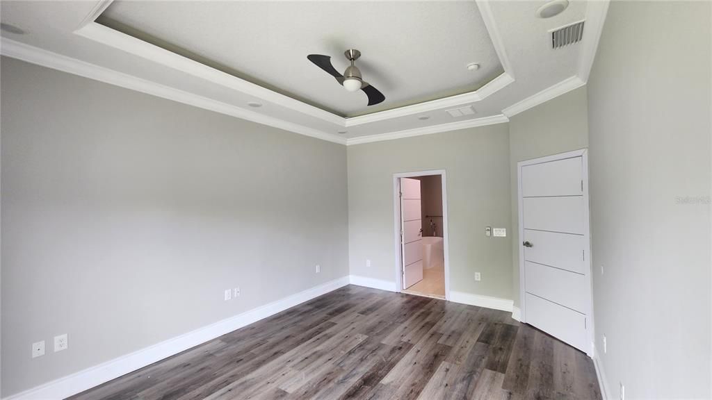 出租: $2,600 (4 贝兹, 2 浴室, 2366 平方英尺)