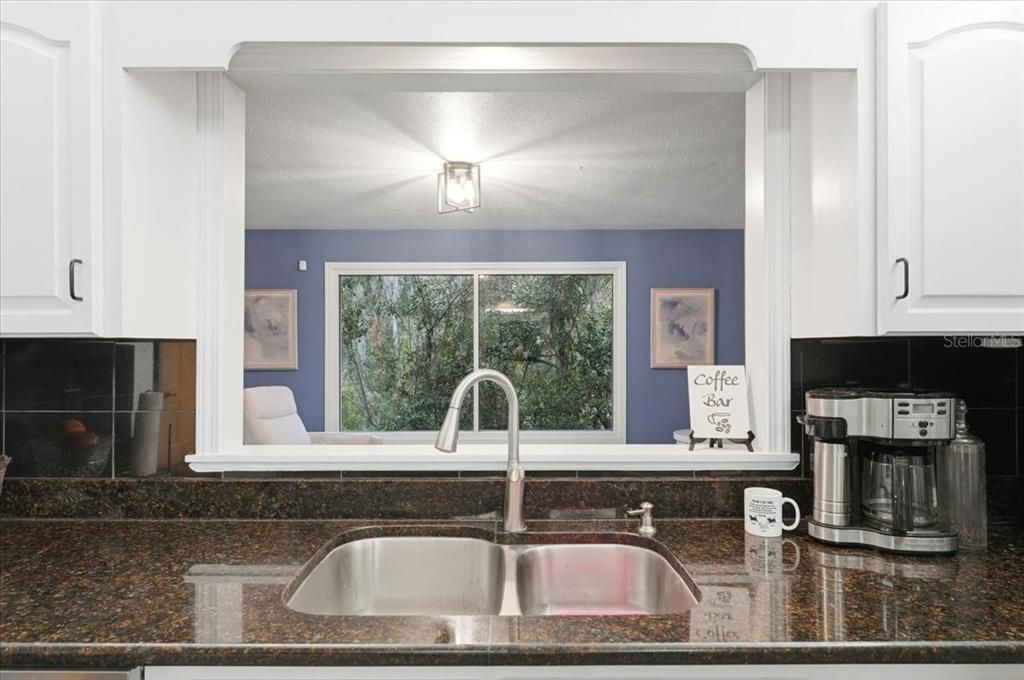 For Sale: $1,499,900 (6 beds, 4 baths, 5926 Square Feet)