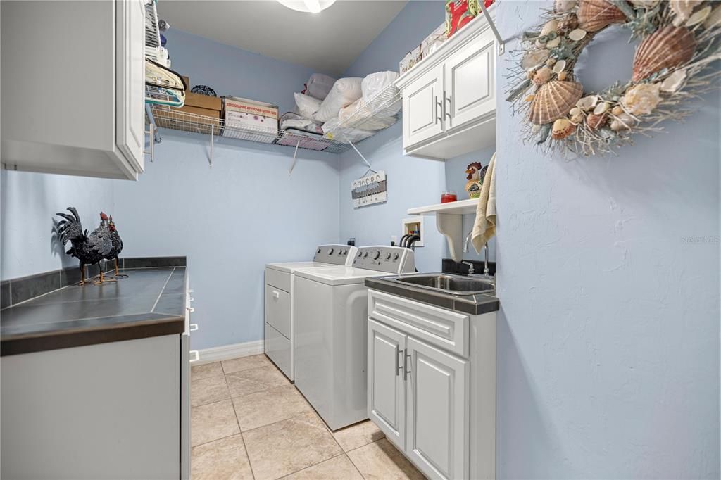 For Sale: $1,175,000 (4 beds, 4 baths, 3179 Square Feet)