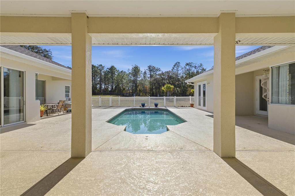 For Sale: $1,175,000 (4 beds, 4 baths, 3179 Square Feet)