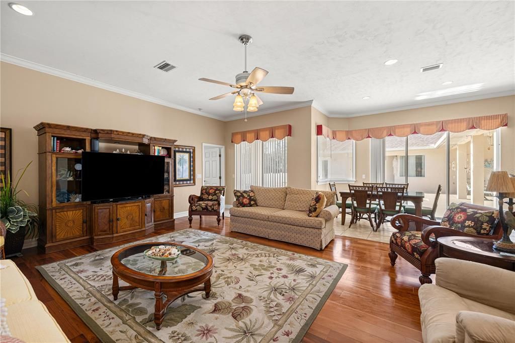 For Sale: $1,175,000 (4 beds, 4 baths, 3179 Square Feet)