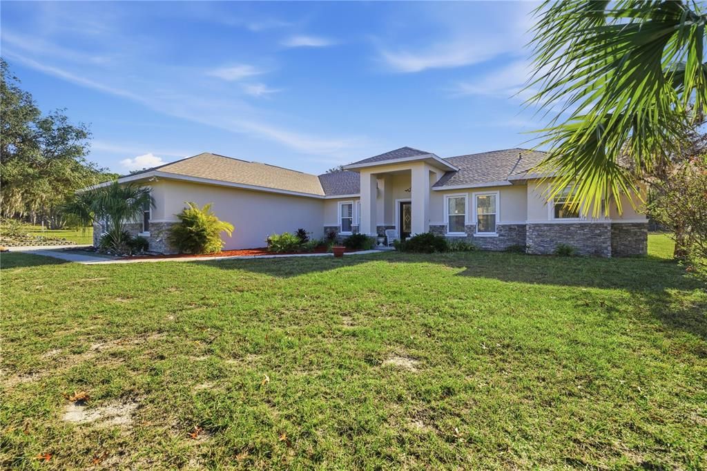For Sale: $1,175,000 (4 beds, 4 baths, 3179 Square Feet)