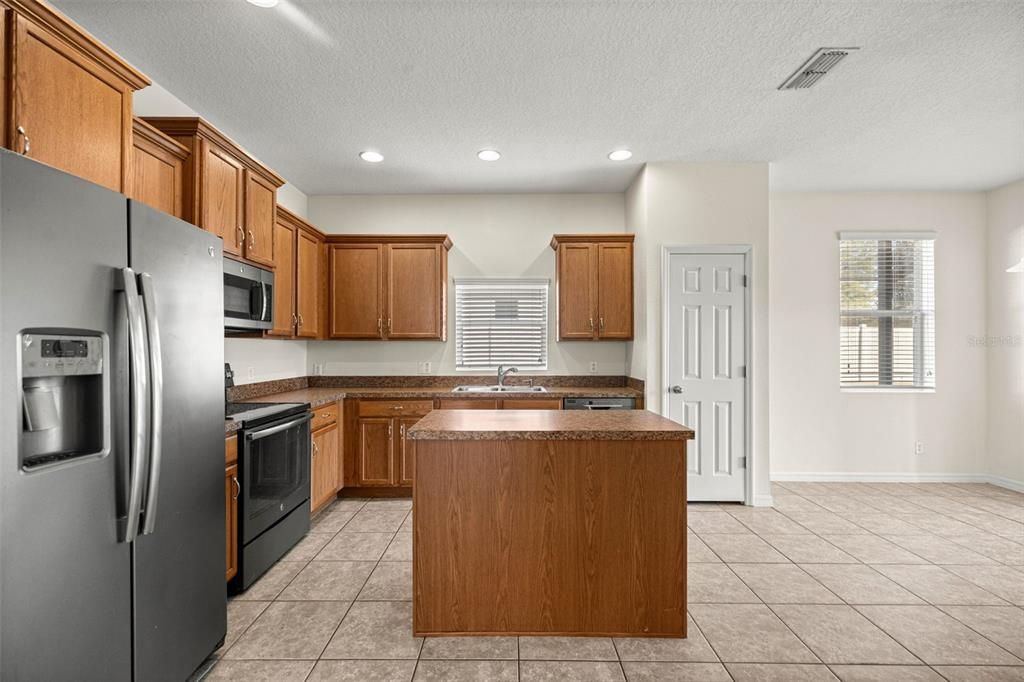 待售: $349,000 (3 贝兹, 2 浴室, 1751 平方英尺)